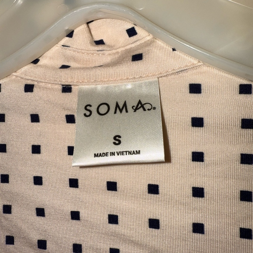 Soma Cool Nights crème colored pajama shirt with Black Dots- BNWT - Picture 8 of 10